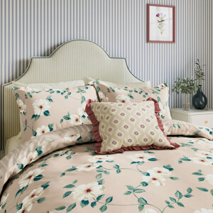 Sanderson x National Trust Poets Rose Duvet Cover Set